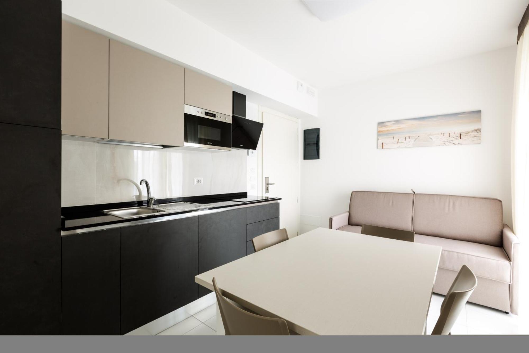 Residence Perla Verde Riccione Bagian luar foto