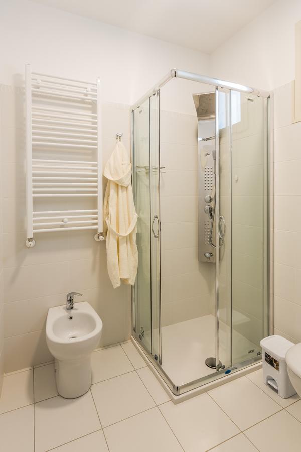 Residence Perla Verde Riccione Bagian luar foto
