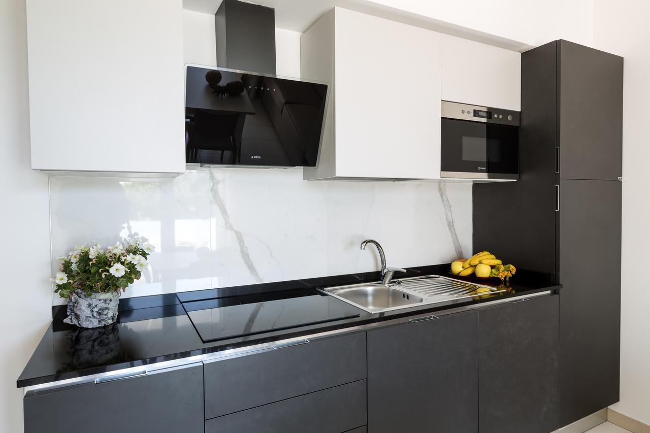 Residence Perla Verde Riccione Bagian luar foto