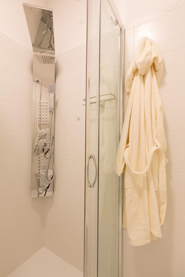Residence Perla Verde Riccione Bagian luar foto