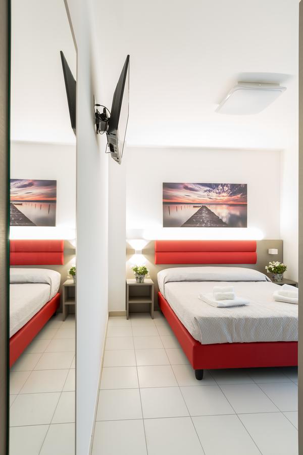 Residence Perla Verde Riccione Bagian luar foto