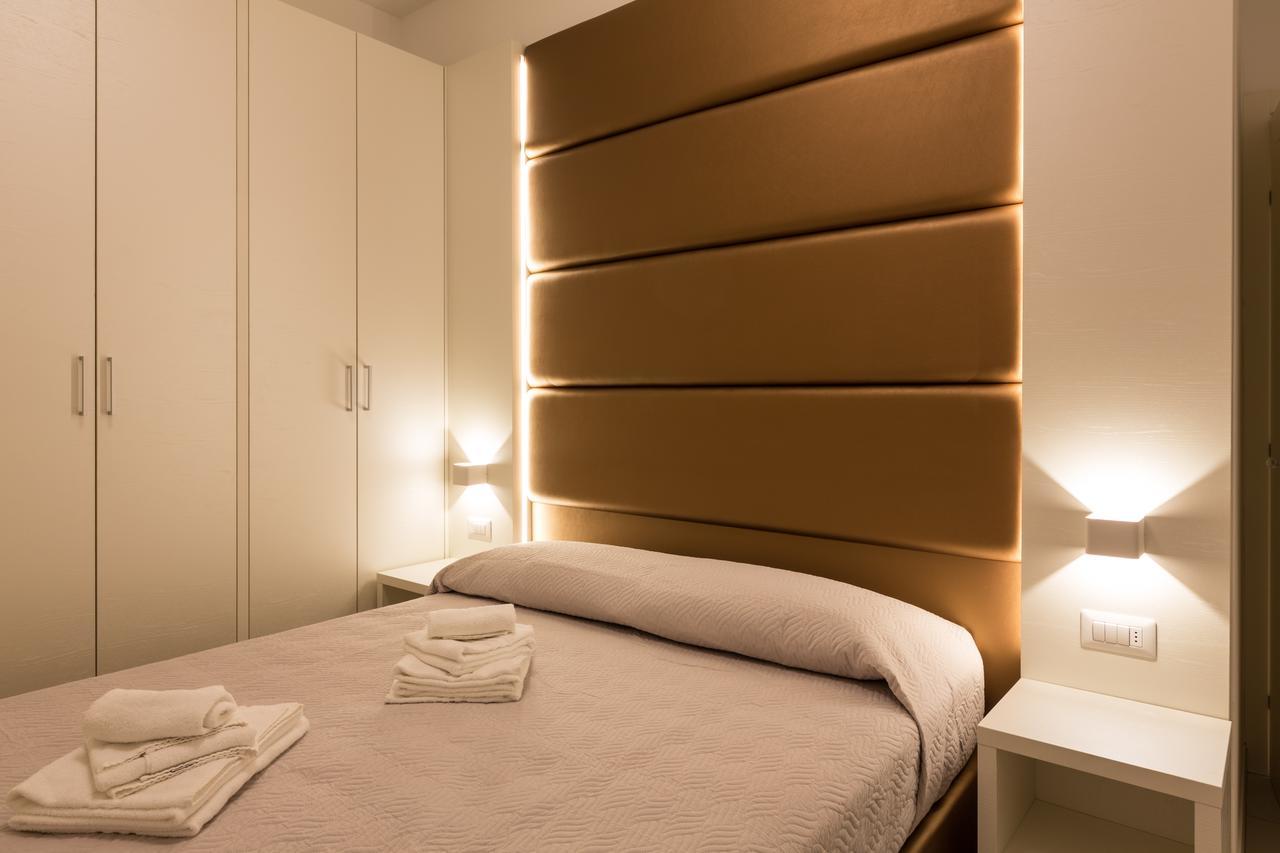 Residence Perla Verde Riccione Bagian luar foto